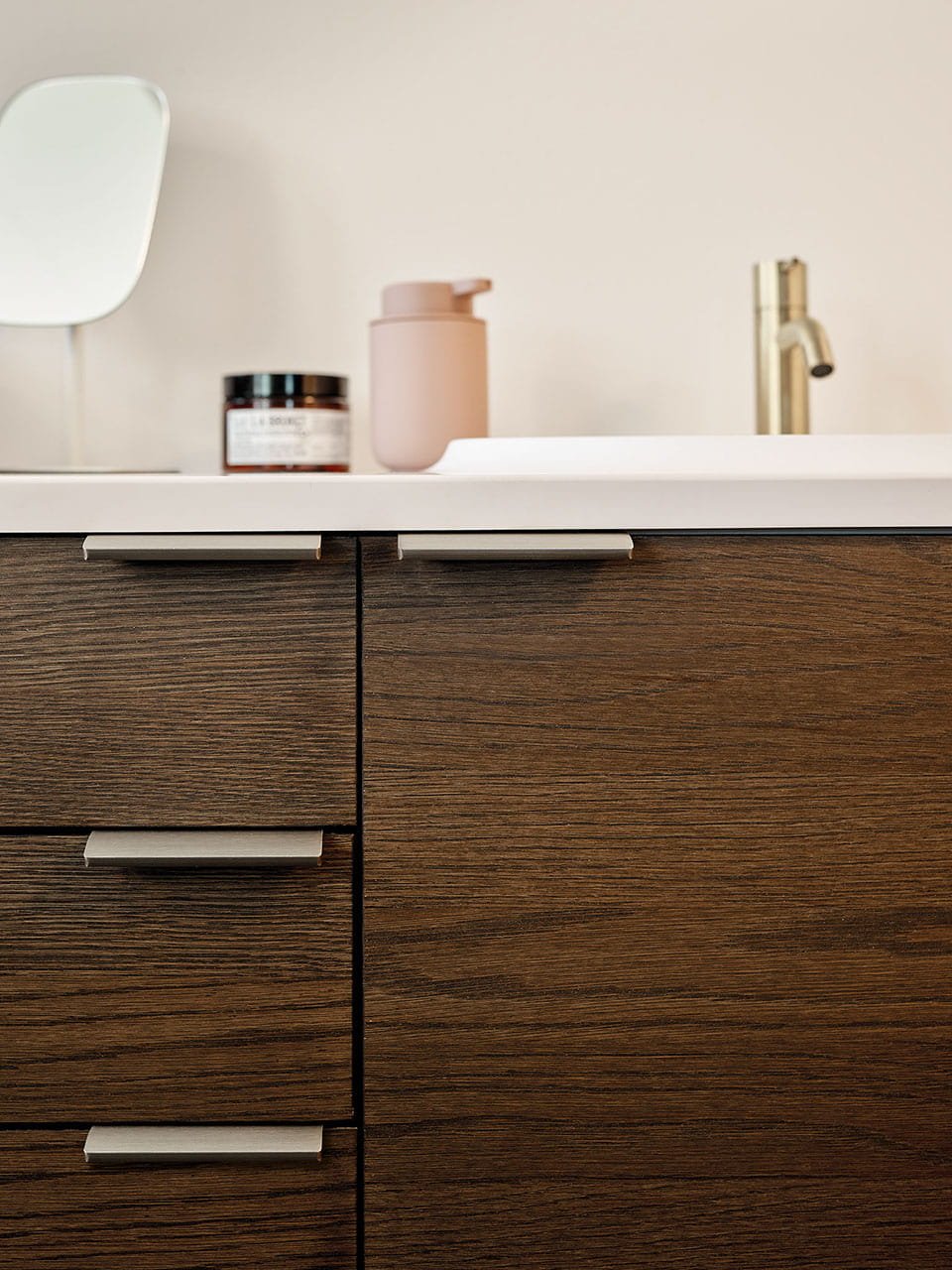 Zdjecie uchwytu krawedziowego Edge 60 srebrnego