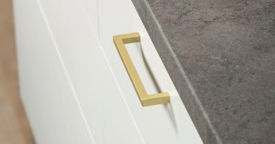 Elongated furniture handle U 0056 492 Brushed gold