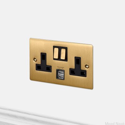 Dubbel USB 3.1A Typ G UK 2G-uttag Mässing Brittisk Standard
