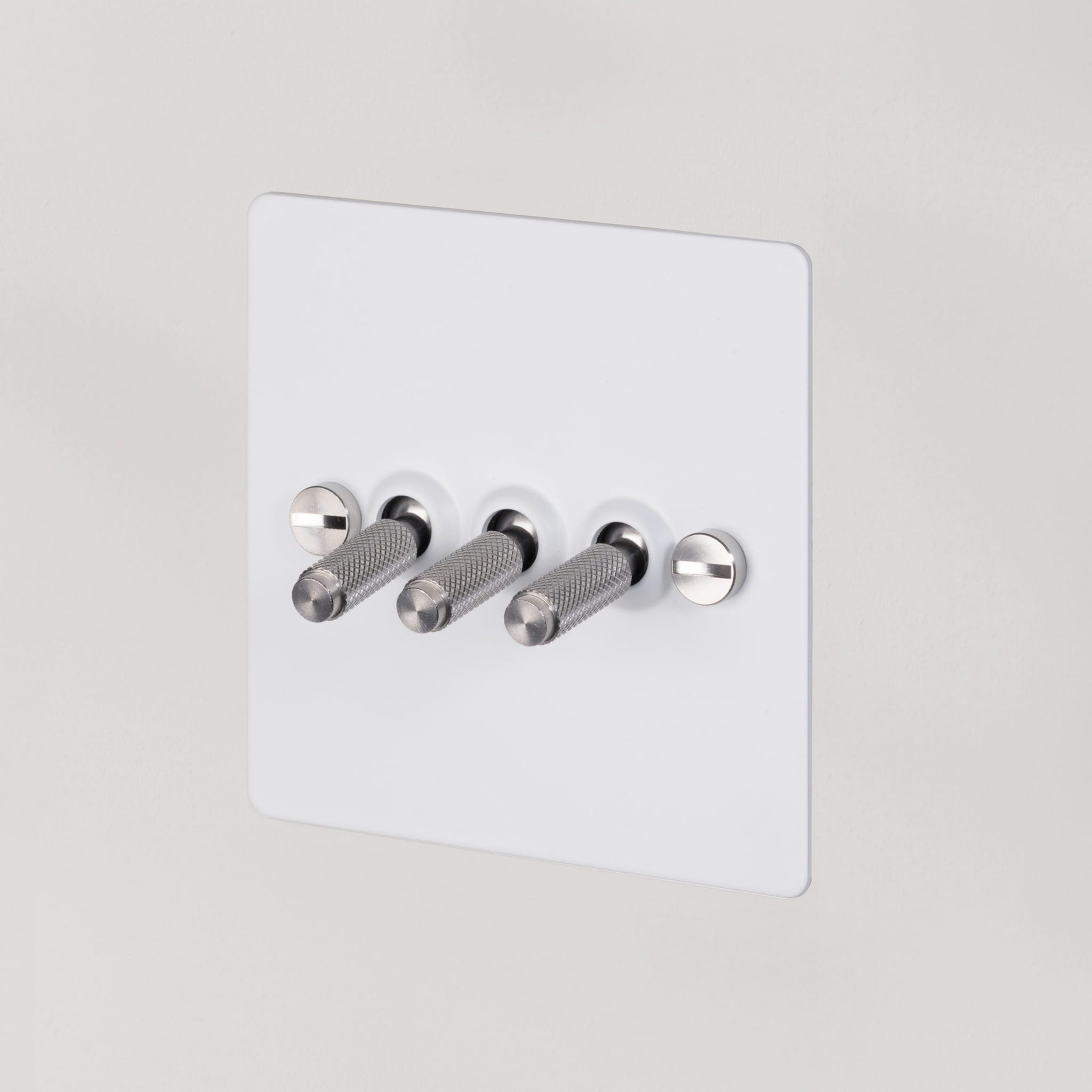 3G-Toggle-SwitchW_WhiteP_SteelDet-copy-scaled.jpg