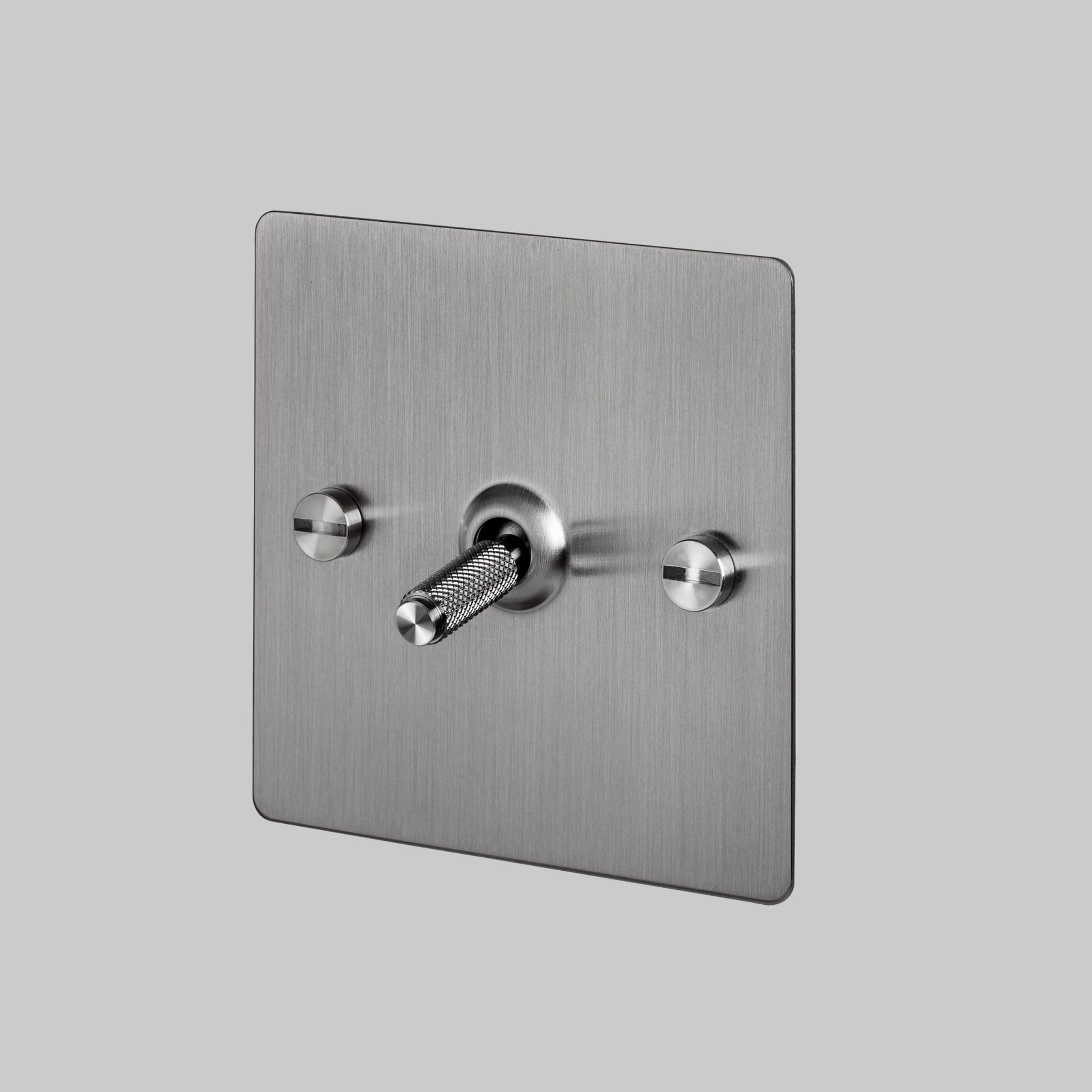 1.-1G_Toggle_Steel-scaled.jpg