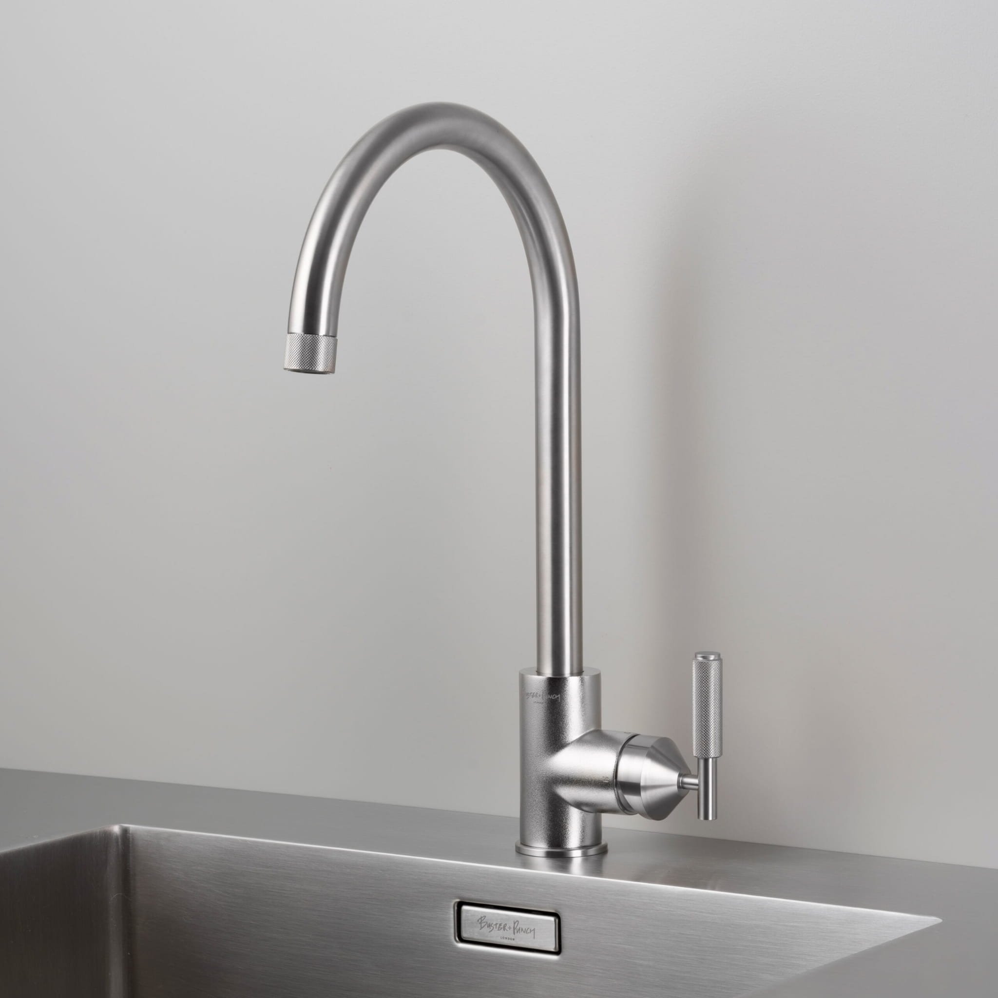 BP_Tap_Cross_ROW_Steel_Web_Square_01-scaled.jpg