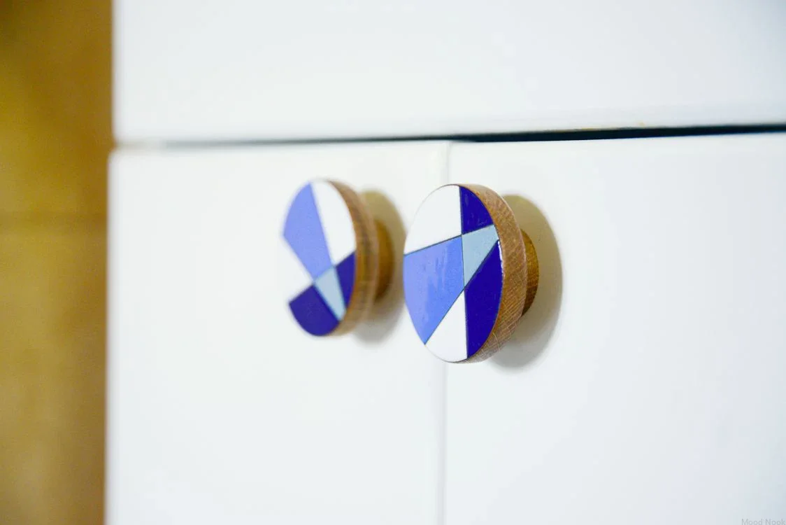 MODERNA Blue - galki meblowe w lazience - DOT Manufacture (4a).webp