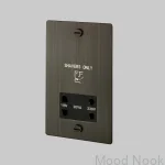 Shaver_Socket_Smoked_Bronze-1-scaled.webp