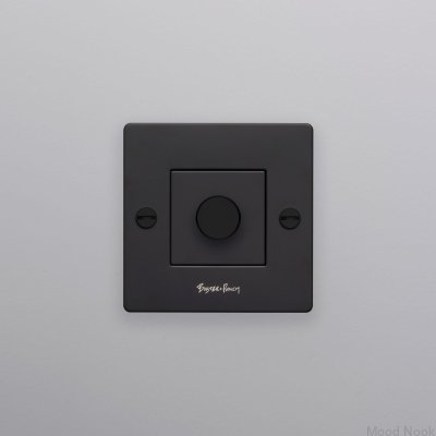 LED-dimmer Cross 1G 100W stålsvart europeisk standard