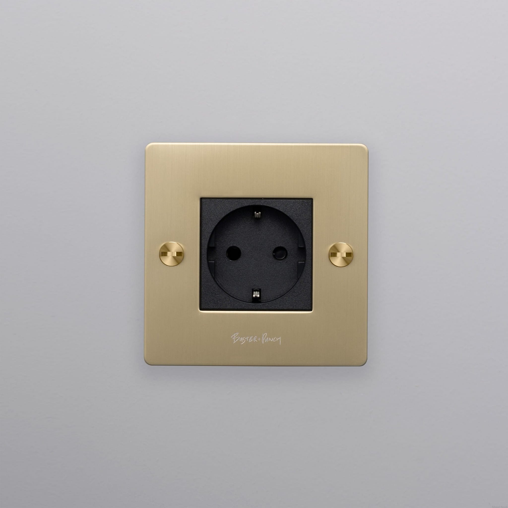 Single Socket 1G Socket Gold Standard European