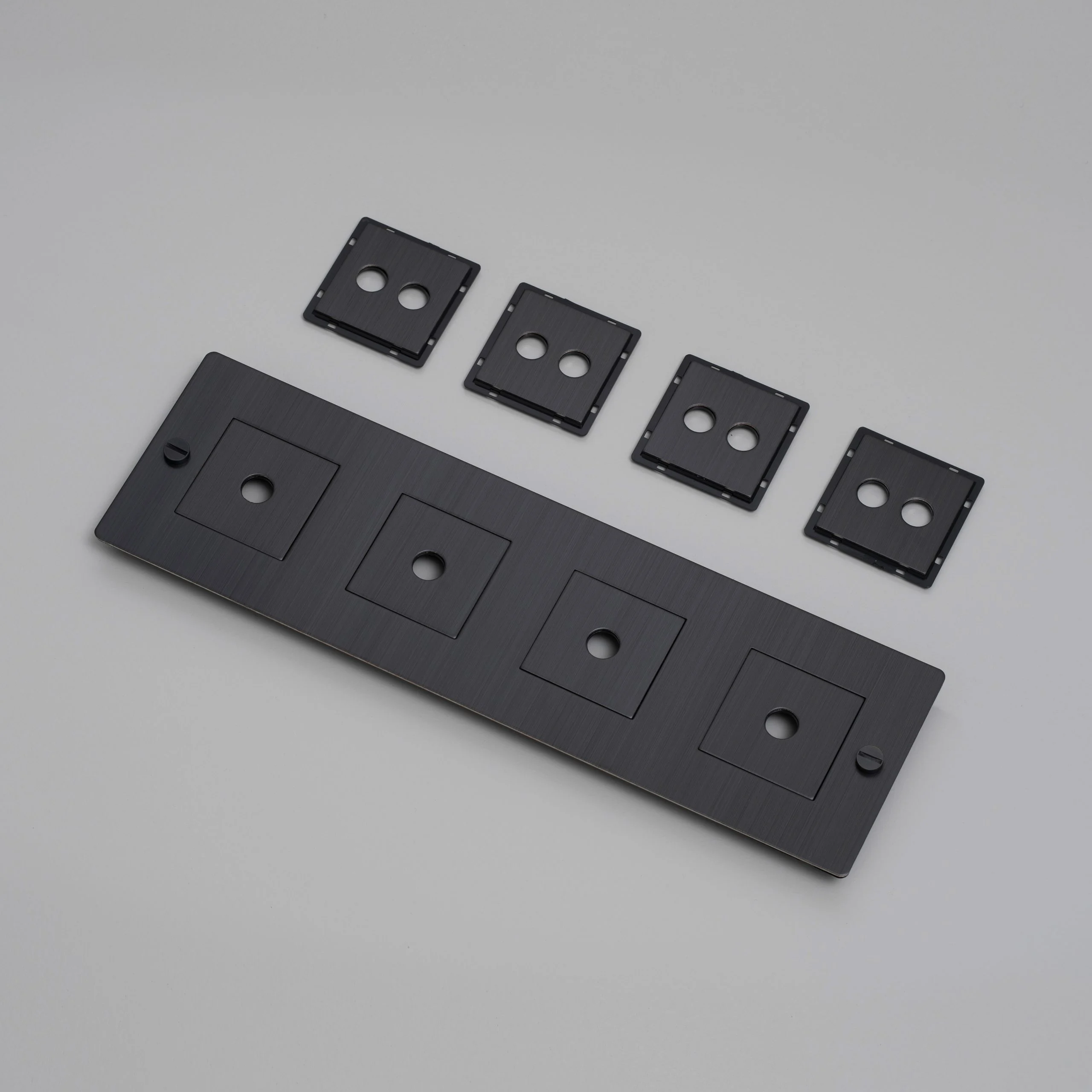 EU_ELECTRICITY_4G_Wall_Plate_Infill_SmokedBronze_Web-scaled.webp