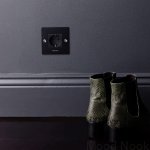 BP_EU_Electricity_1G_Socket_Complete_Black_Steel_LS_Web-scaled.jpg