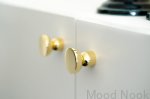 kokeshi-3032-polished-brass-interior-4.jpg