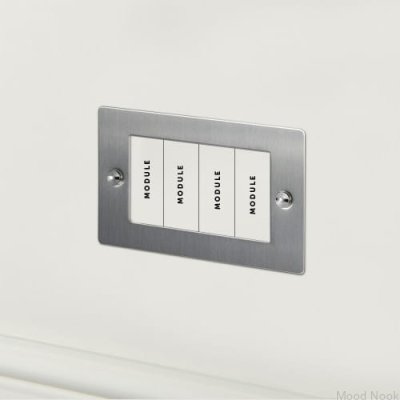 Euro Plate 2G Fyrmodulsram, Silverstål, Brittisk Standard