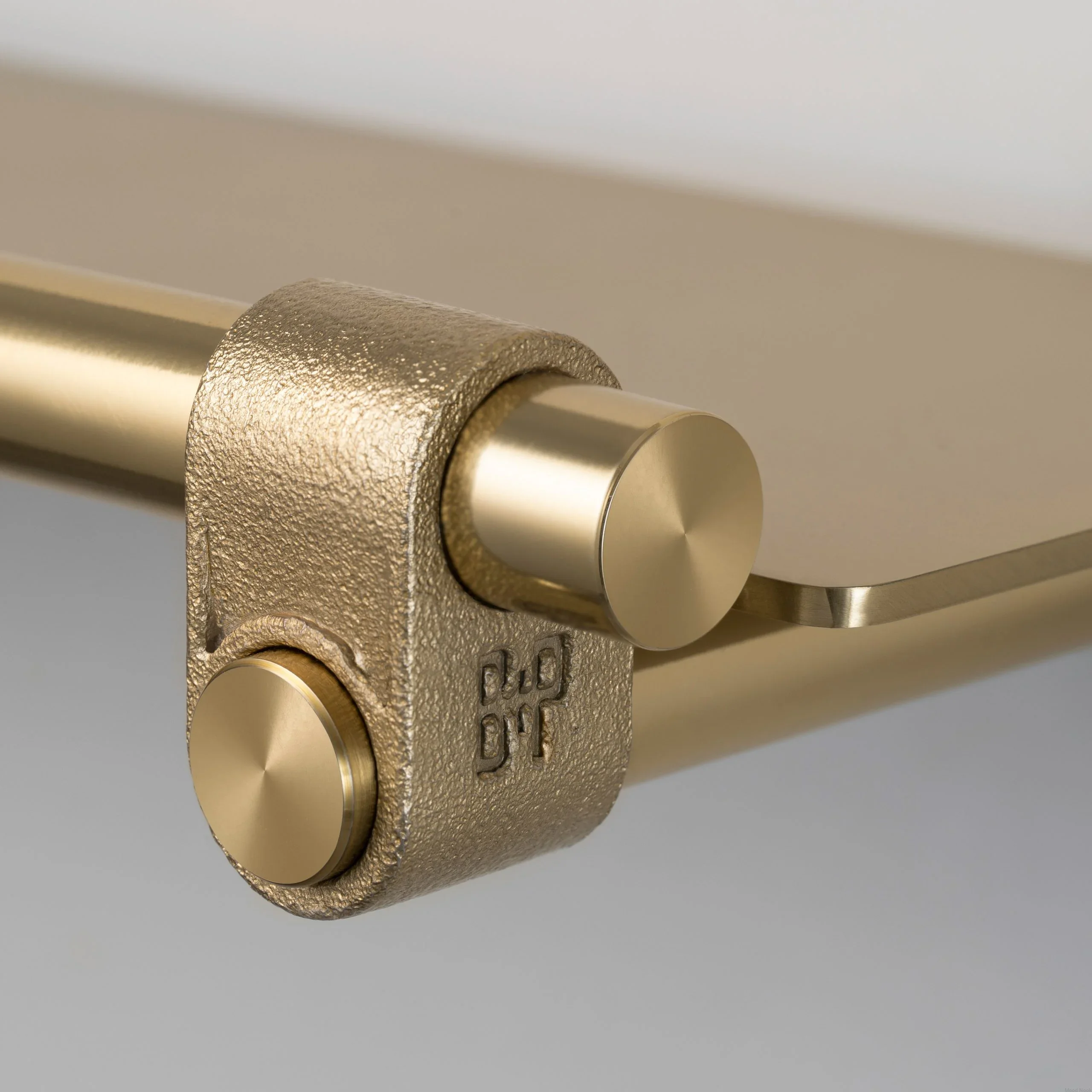 BP_Cast_Shelf_Brass_Detail_Web-scaled (1).webp