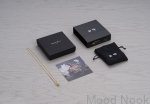 TB_Necklace_Gold_Unboxing-2048x1420.jpg