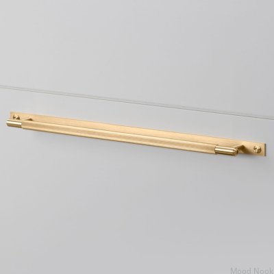Linjär platta 325 Mässing avlångt möbelhandtag med bricka