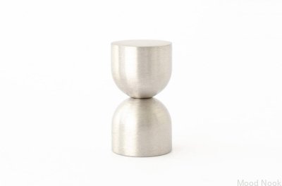 Kokeshi 1832 möbelknopp i borstat stål