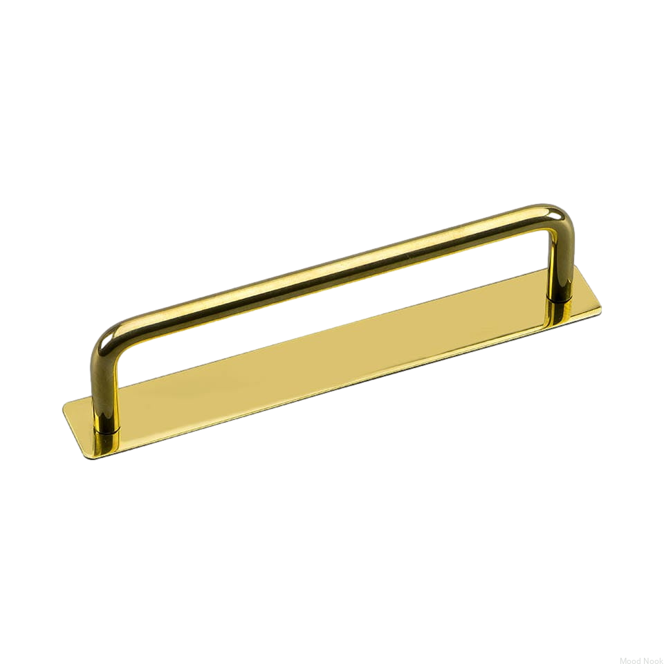 Zdjęcie przedstawia uchwyt meblowy podłużny z podstawą z serii  Royal Deluxe od Beslag Design