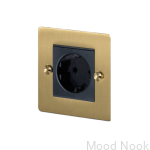 1g-euro-socket-brass_2.jpg