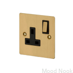 1g_uk-plug-brass.jpg