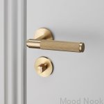 buster_punch_-_thumbturn_lock_-_brass_-_studio-1(1).jpg