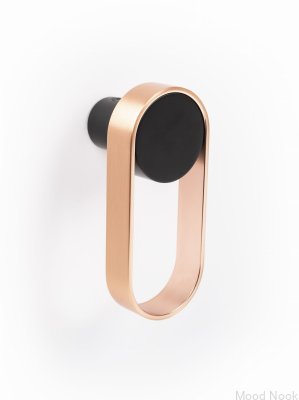 Orbit 45 Black с настенной вешалкой из матовой меди