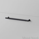 Zdjecie uchwytu podluznego Pull Bar Linear medium czarnego
