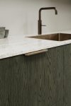 459420200-40--Uchwyt-meblowy-krawędziowy-Comet-200-Aluminiowy-Złoty-Mat-Furnipart-Mood-Nook_2