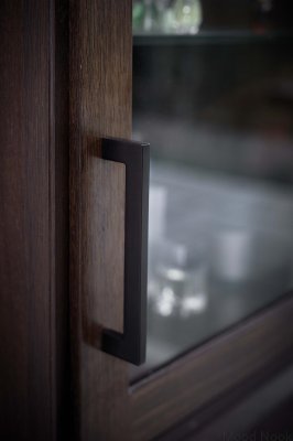 Avlångt möbelhandtag Flat 128 Metall Mörkbrun