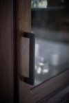 512860256-95--Uchwyt-meblowy-podłużny-Flat-256-Metalowy-Ciemnobrązowy-Furnipart-Mood-Nook_2