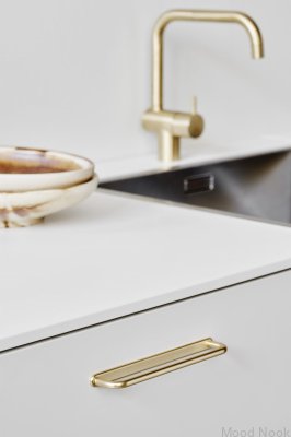 D-Lite 160 metallguld avlångt möbelhandtag