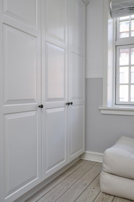 Villa Round 30 möbelknopp, svart nickel