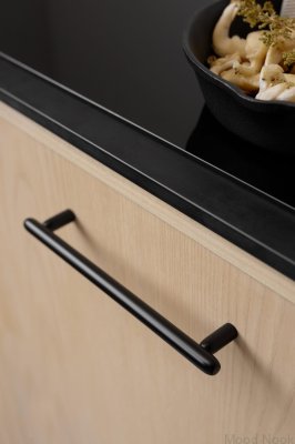 Tocco 160 avlångt möbelhandtag, metall, mattsvart