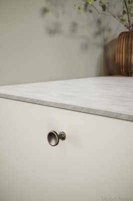 Chateau 30 metall antik brons möbelknopp