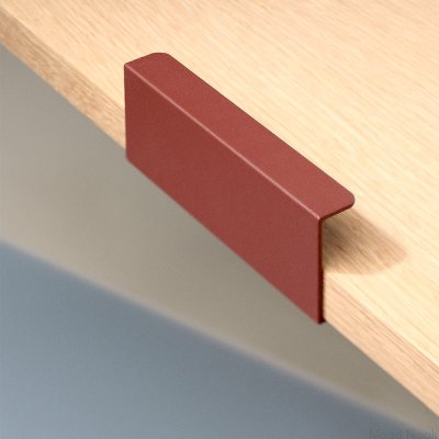 Göm 120 möbelhandtag i metallkant Rödbrun