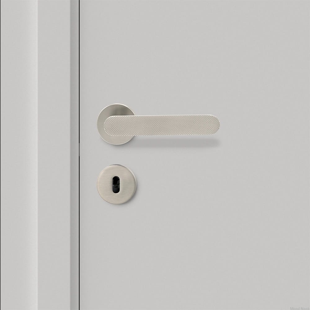 752036-41--Klamka-do-drzwi-Vibe-Grip-Aluminiowa-Srebrna-Szczotkowana-Standard-skandynawski-Beslag-Design-MoodNook_2
