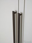 9428770--Uchwyt-meblowy-podłużny-Bean-556-Czarny-Chromowany-Szczotkowany-Tapwell-MoodNook_2
