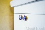 E_30-0-0-2--Gałka-meblowa-Moderna-Blue-55-Drewniana-Dębowa-Emaliowana-Biało-Niebieska-Olej-Twardy-Bezbarwny-Półmat-Dot-Manufacture-MoodNook_2