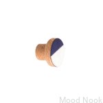 E_43-0-0-2--Gałka-meblowa-Moderna-Blue-40-Drewniana-Dębowa-Emaliowana-Biało-Niebieska-Olej-Twardy-Bezbarwny-Półmat-Dot-Manufacture-MoodNook_1