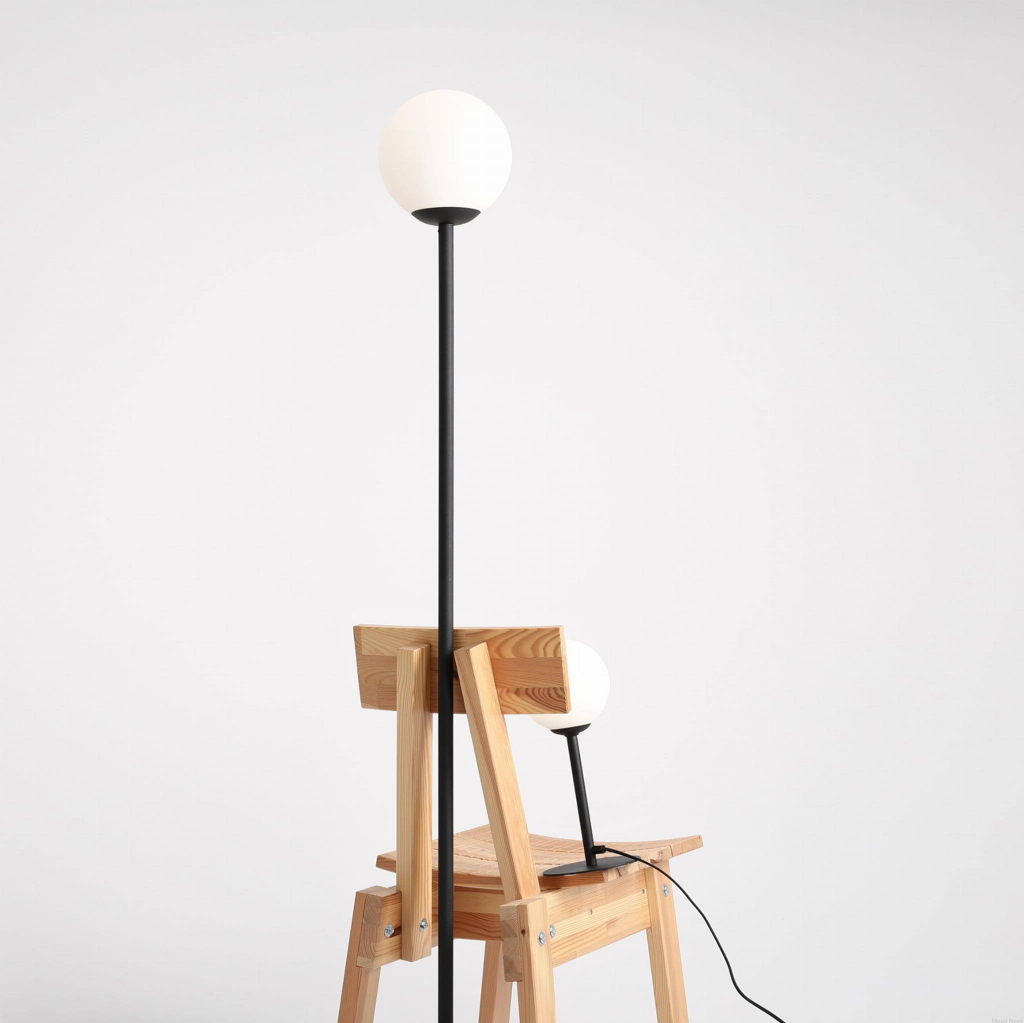 1080A1--Lampa-stojąca-Pinne-Metalowa-Czarna-Artera-MoodNook_3