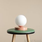 1076B11_S--Lampka-biurkowa-Ball-S-Metalowa-Koralowa-Artera-MoodNook_2