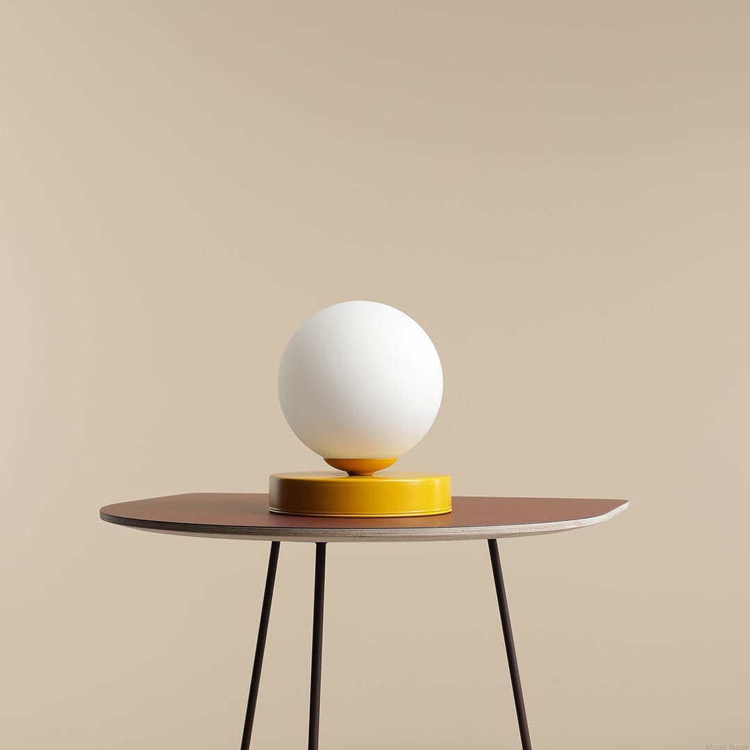 1076B14_S--Lampka-biurkowa-Ball-S-Metalowa-Musztardowa-Artera-MoodNook_3