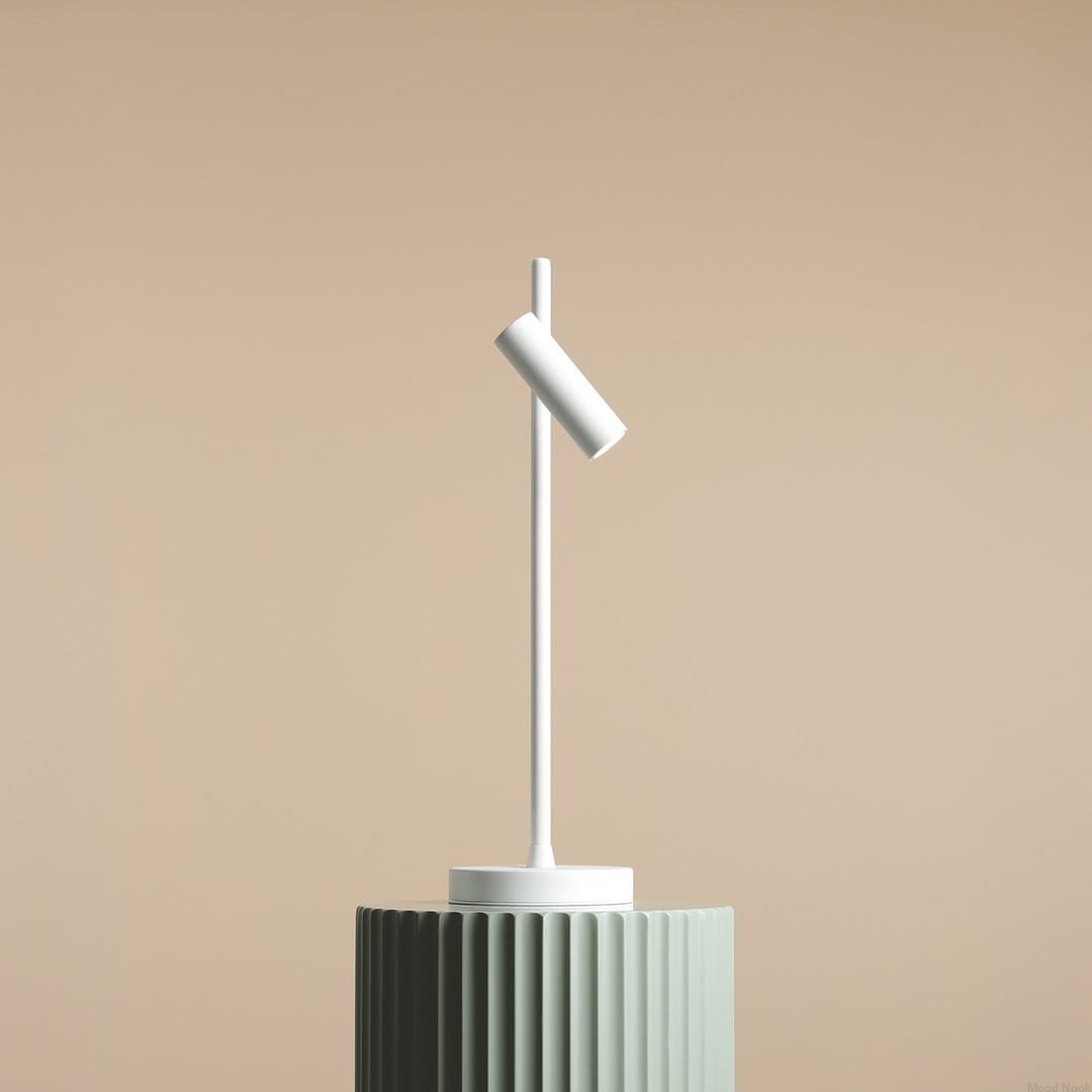 1104B--Lampka-biurkowa-Trevo-Metalowa-Biała-Artera-MoodNook_3