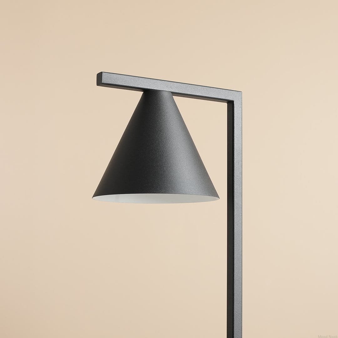 1108B1--Lampka-biurkowa-Form-Metalowa-Czarna-Artera-MoodNook_3