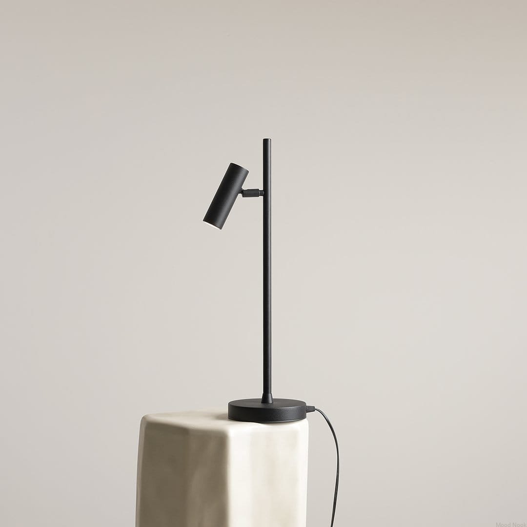 1104B1--Lampka-biurkowa-Trevo-Metalowa-Czarna-Artera-MoodNook_3