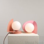 1125B11--Lampka-biurkowa-Loop-Metalowa-Koralowa-Artera-MoodNook_2
