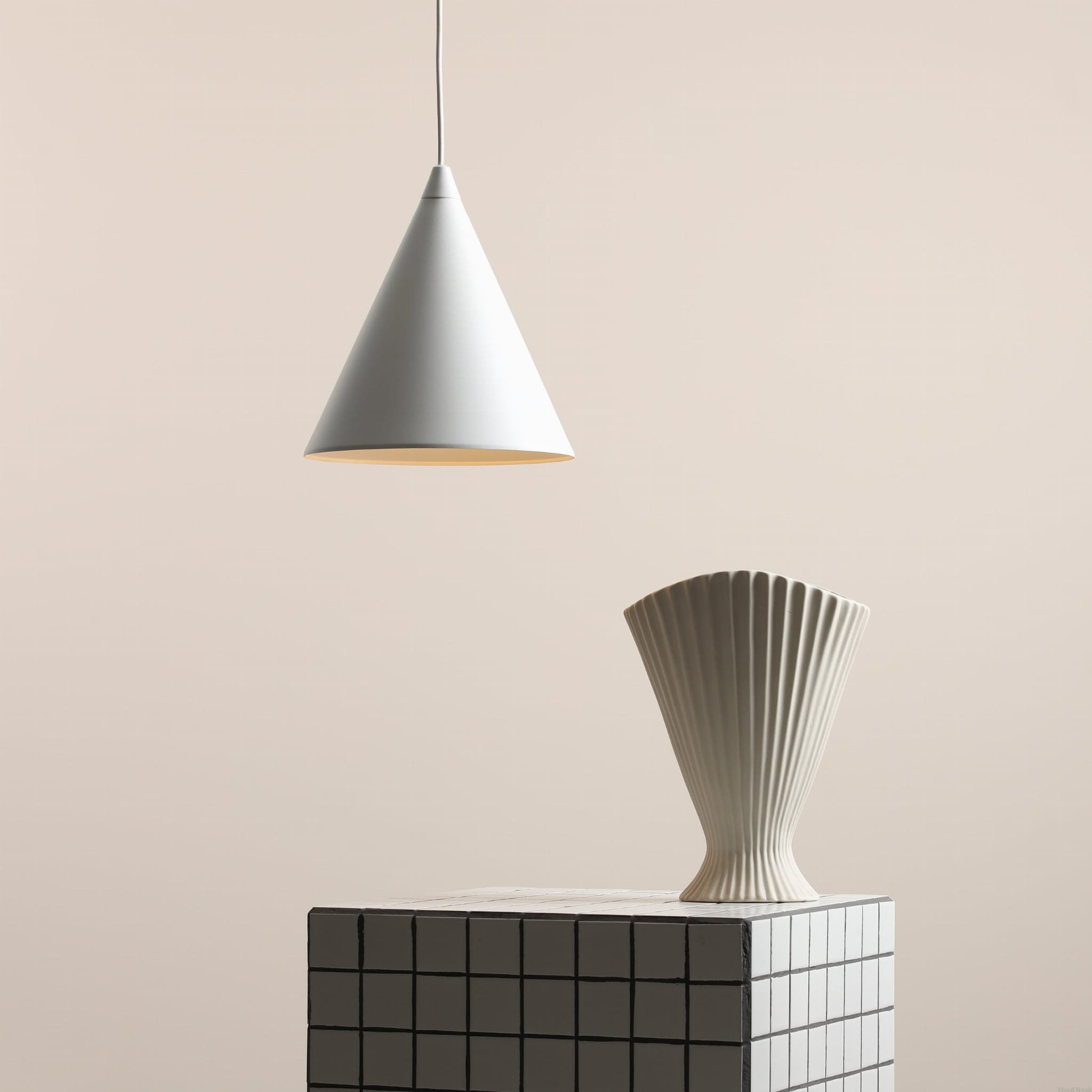 1108G--Lampa-wisząca-Form-Metalowa-Biała-Artera-MoodNook_4