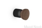 7042038NM240--Wieszak-ścienny-Piece-48-Drewniany-Dębowy-Czarny-Mat-z-Korkiem-Eco-Viefe-MoodNook_1
