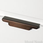 U.21.0.BR--Uchwyt-meblowy-krawędziowy-Tilda-160-Mosiężny-Brązowy-Szczotkowany-Open&Hide-MoodNook_3