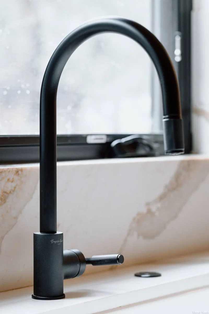 4a2736e2b6fc4bfaa8ce1f19b32bc101