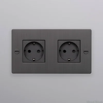 Dubbeluttag Typ F Kors 2G Mässing Bränd Brons Europeisk Standard