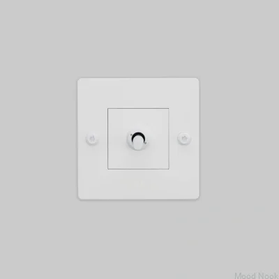 Enkelbrytare med logotyp Linjär 1G Stål Vit Europeisk standard