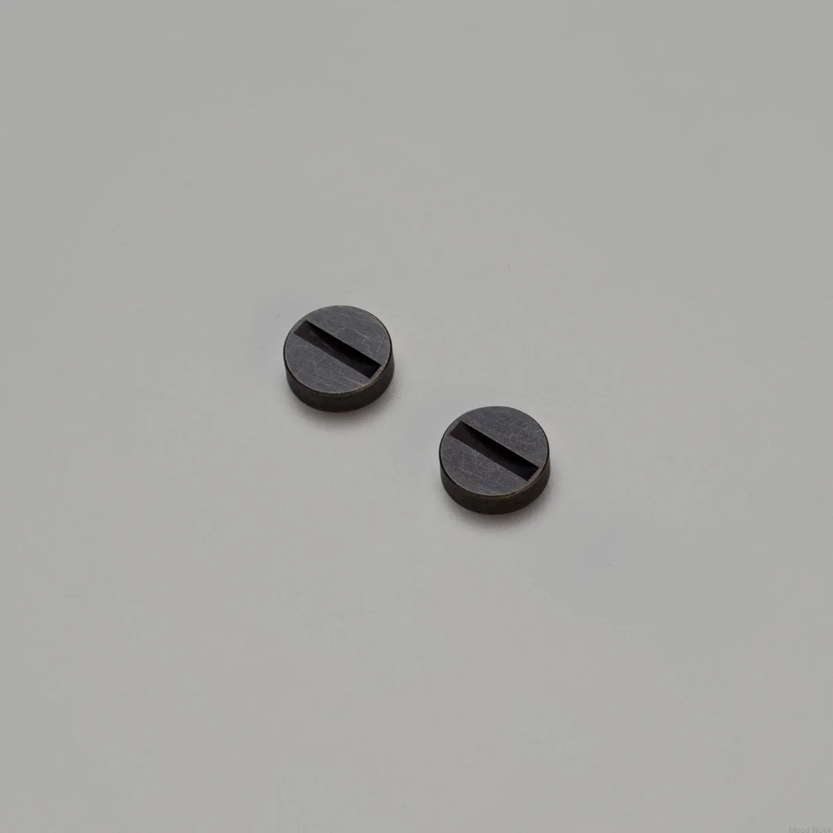 PDK-093746--Zestaw-dekoracyjny-do-ramki-Coin-Caps-Palony-Brąz-2-szt-Buster-+-Punch-Mood-Nook_1